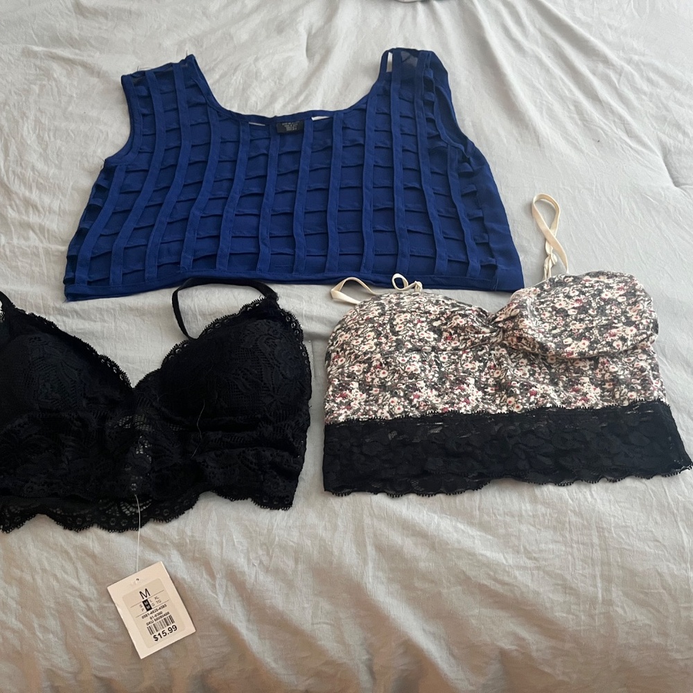 Crop Top Bundle - Picture 2 of 2
